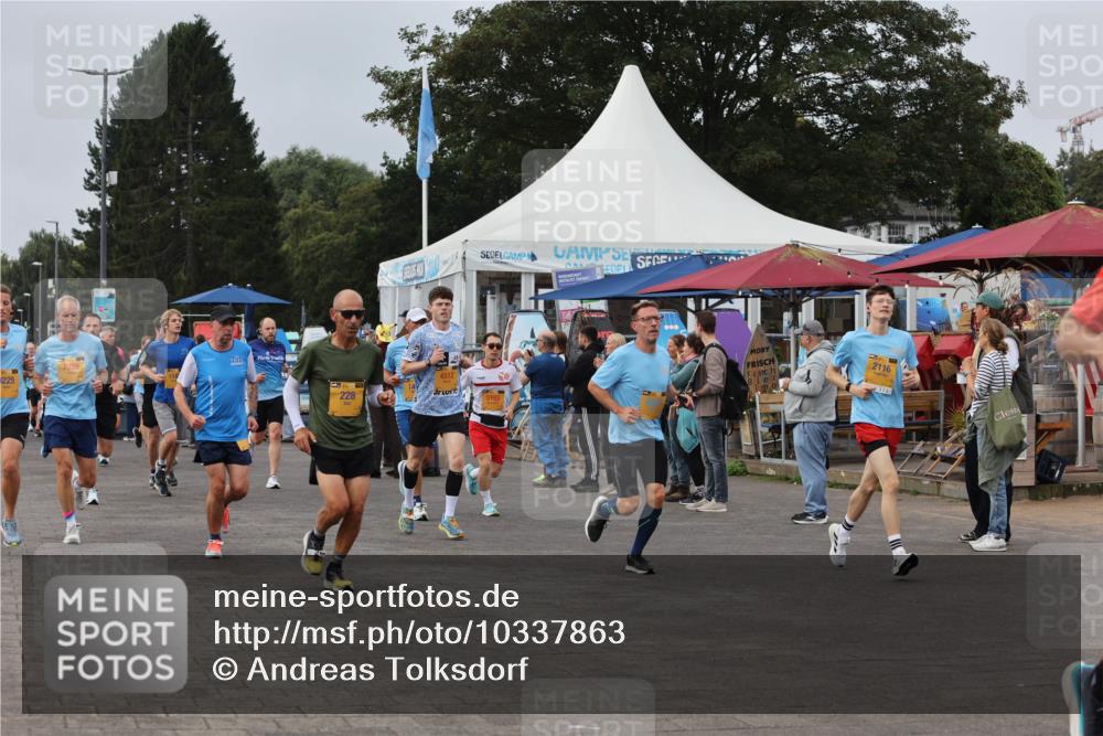 13.09.2026 - Kiel Lauf Andreas Tolksdorf http://msf.ph/oto/10337863 13.09.2026 09:54:46 Kiellinie 7928, 0225, 4512, 228, 5165, 2116 meine-sportfotos.de