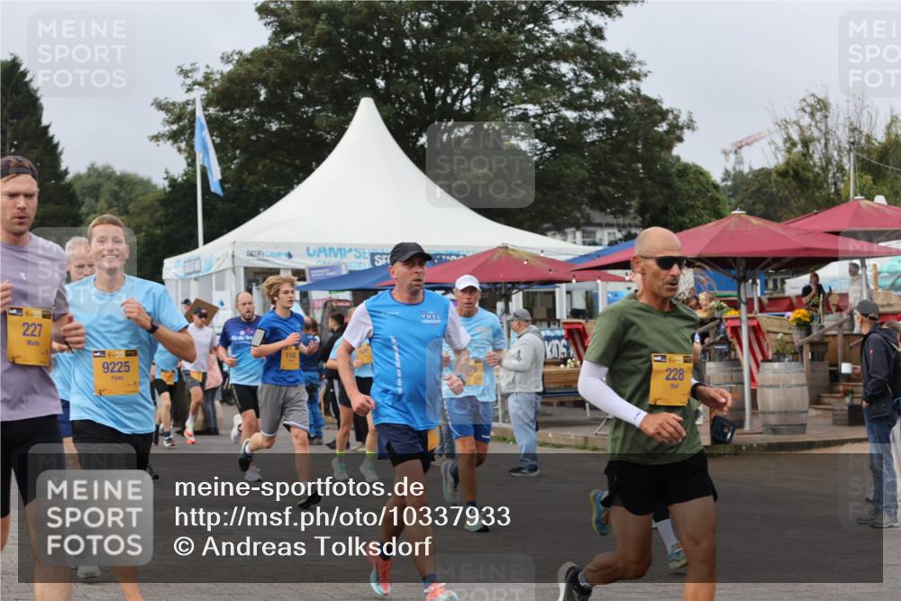 13.09.2026 - Kiel Lauf Andreas Tolksdorf http://msf.ph/oto/10337933 13.09.2026 09:54:48 Kiellinie 39, 227, 39, 9225, 114, 228 meine-sportfotos.de