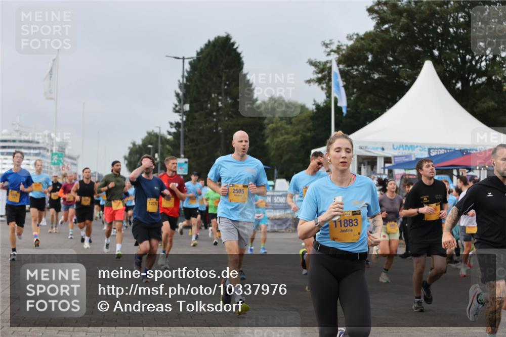 13.09.2026 - Kiel Lauf Andreas Tolksdorf http://msf.ph/oto/10337976 13.09.2026 09:54:49 Kiellinie 127, 2505, 38, 11883 meine-sportfotos.de