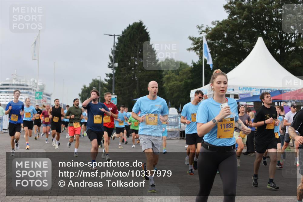 13.09.2026 - Kiel Lauf Andreas Tolksdorf http://msf.ph/oto/10337979 13.09.2026 09:54:50 Kiellinie 5576, 84, 107, 12776, 11722, 2505, 38, 11883 meine-sportfotos.de