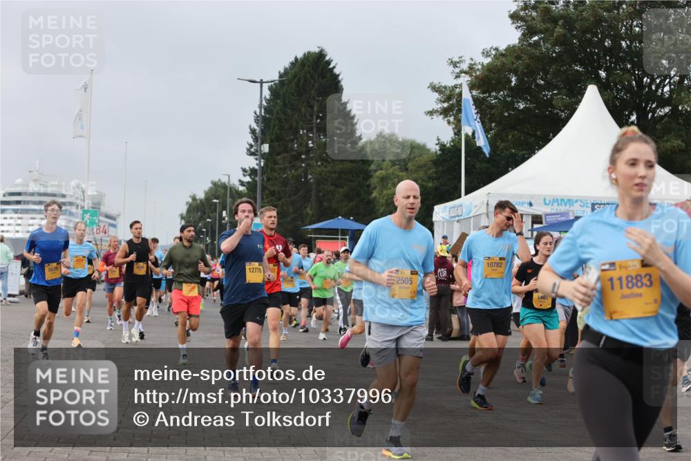 13.09.2026 - Kiel Lauf Andreas Tolksdorf http://msf.ph/oto/10337996 13.09.2026 09:54:50 Kiellinie 5576, 4, 1730, 12776, 39, 2505, 10782, 1481, 11883 meine-sportfotos.de