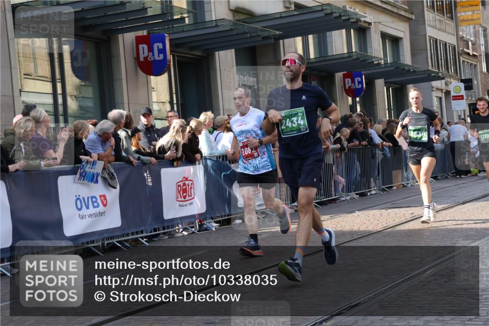 13.09.2026 - 21. swb-Marathon Bremen Strokosch-Dieckow http://msf.ph/oto/10338035 13.09.2026 13:26:06 Ziel 1368, 1649, 2434, 2658, 3526, 3603, 3983, 4077, 4723, 5747, 5906, 5934, 5992, 6230, 6639, 7626, 8817, 9260, 13195, 150, 1163, 1647, 1896, 2033, 2062, 2666, 2708, 2781, 2987, 3248, 3516, 3722, 4067, 4161, 4411, 4476, 4724, 4842, 5013, 5558, 5622, 5701, 5854, 6135, 6605, 6886, 7638, 7780, 8271, 8361, 8592, 8635, 9266, 9794 meine-sportfotos.de