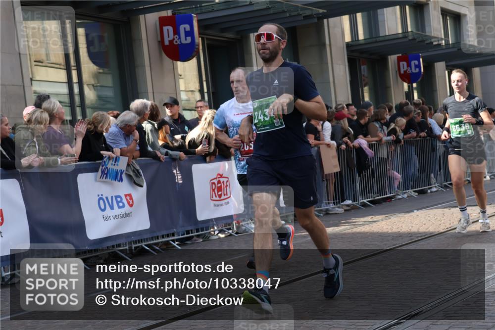 13.09.2026 - 21. swb-Marathon Bremen Strokosch-Dieckow http://msf.ph/oto/10338047 13.09.2026 13:26:07 Ziel 1368, 1649, 2434, 2658, 3526, 3603, 3983, 4077, 4723, 5747, 5906, 5934, 5992, 6230, 6639, 7626, 8817, 9260, 13195, 1163, 1647, 1896, 2033, 2062, 2666, 2708, 2987, 3248, 3516, 3722, 4067, 4161, 4411, 4476, 4724, 4842, 5013, 5558, 5622, 5701, 5854, 6135, 6605, 6886, 7638, 7780, 8271, 8361, 8592, 8635, 9266, 9794 meine-sportfotos.de