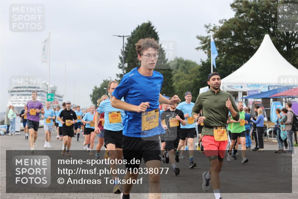 13.09.2026 - Kiel Lauf Andreas Tolksdorf http://msf.ph/oto/10338077 13.09.2026 09:54:53 Kiellinie 84, 3414, 4929, 38, 5576, 5386, 11740, 1730 meine-sportfotos.de