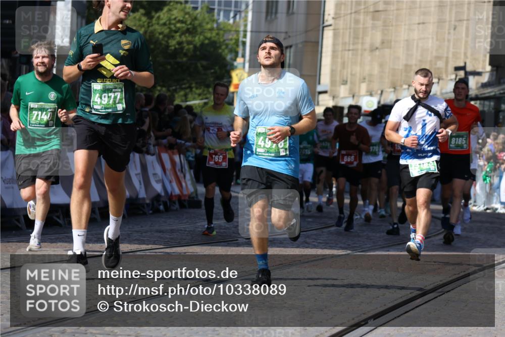 13.09.2026 - 21. swb-Marathon Bremen Strokosch-Dieckow http://msf.ph/oto/10338089 13.09.2026 13:19:31 Ziel 189, 666, 1599, 2007, 2390, 2423, 2535, 3182, 3508, 4819, 4857, 5172, 6008, 6137, 6633, 7647, 7686, 7754, 9512, 9552, 9638, 9805, 161, 461, 926, 1010, 1232, 1281, 1468, 1535, 1642, 2870, 2906, 3966, 4479, 4480, 4977, 4978, 7037, 7140, 7655, 8185, 9359, 9984, 13163 meine-sportfotos.de