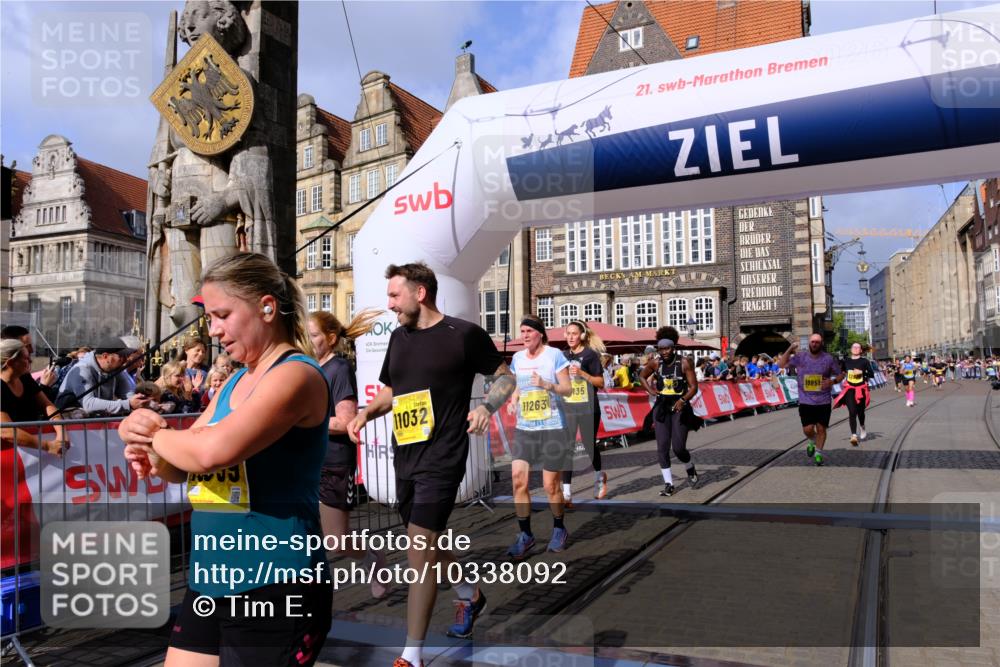 13.09.2026 - 21. swb-Marathon Bremen Tim E. http://msf.ph/oto/10338092 13.09.2026 11:08:30 Ziel 10135, 10188, 10404, 10493, 10767, 10793, 10851, 10859, 11032, 11263, 11404, 11509, 11659, 11831, 11833, 11958, 12160, 12248, 12315, 12325, 12384, 12389 meine-sportfotos.de