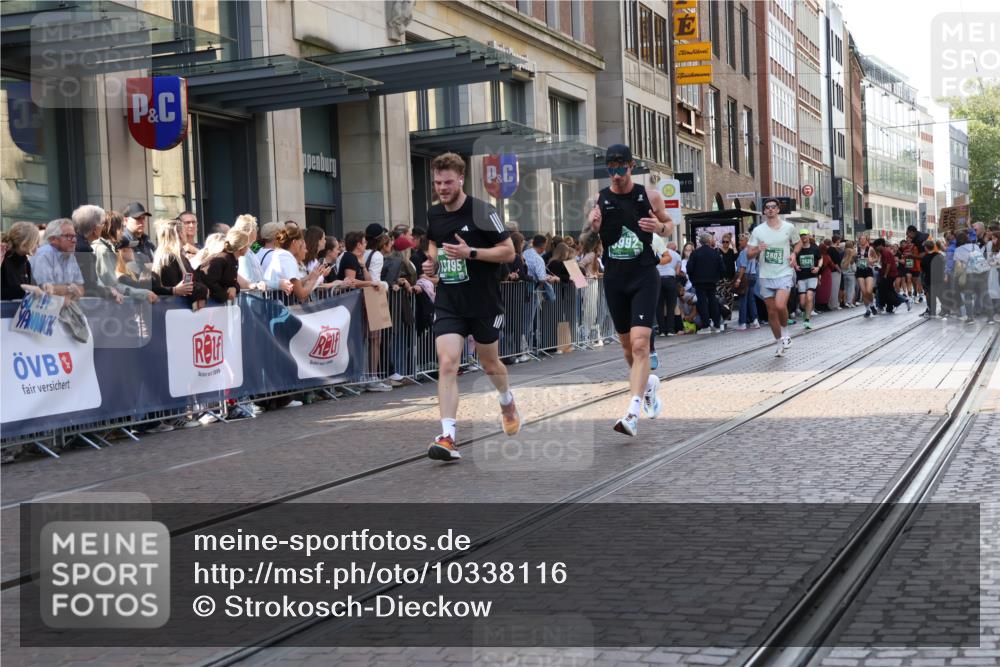13.09.2026 - 21. swb-Marathon Bremen Strokosch-Dieckow http://msf.ph/oto/10338116 13.09.2026 13:26:09 Ziel 1368, 1649, 2434, 2658, 2779, 3526, 3603, 3983, 4077, 4723, 5747, 5934, 5992, 6230, 6548, 6639, 7626, 8817, 9260, 13195, 1163, 1647, 1896, 2033, 2062, 2666, 2708, 2987, 3248, 3516, 4067, 4476, 4723, 4724, 5013, 5558, 5622, 5701, 5854, 5906, 6135, 6605, 6886, 7638, 7780, 8271, 8361, 8592, 8635, 9266, 9794 meine-sportfotos.de