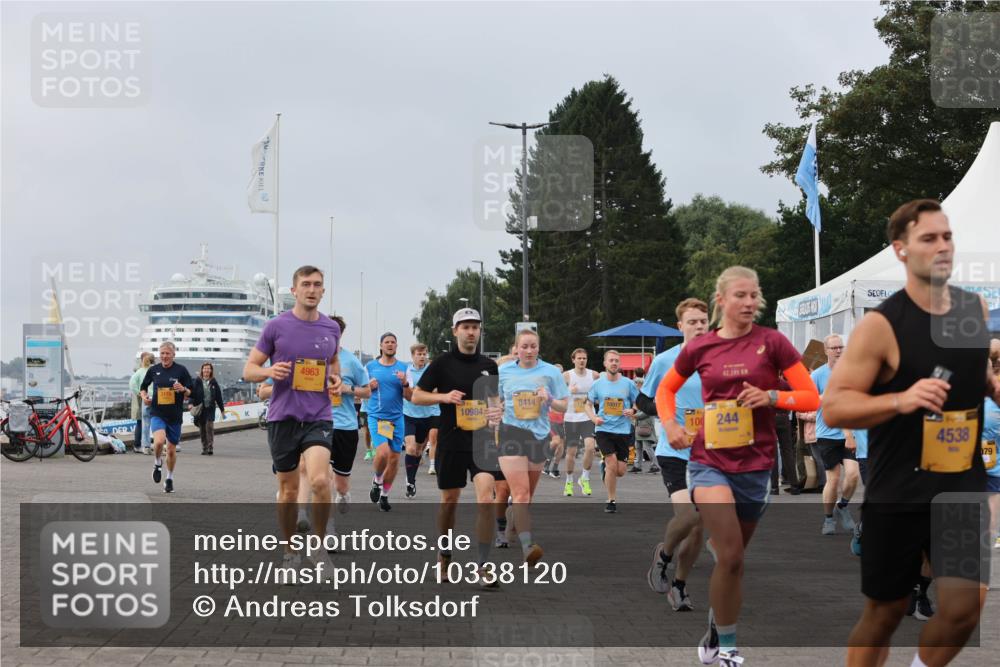 13.09.2026 - Kiel Lauf Andreas Tolksdorf http://msf.ph/oto/10338120 13.09.2026 09:54:55 Kiellinie 4963, 8414, 10984, 42, 195, 100, 244, 4538, 110, 079 meine-sportfotos.de