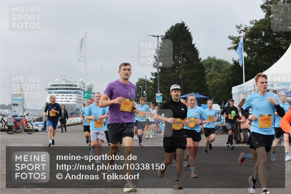 13.09.2026 - Kiel Lauf Andreas Tolksdorf http://msf.ph/oto/10338150 13.09.2026 09:54:55 Kiellinie 9554, 4963, 39, 0984, 8414, 10017, 39, 10065 meine-sportfotos.de