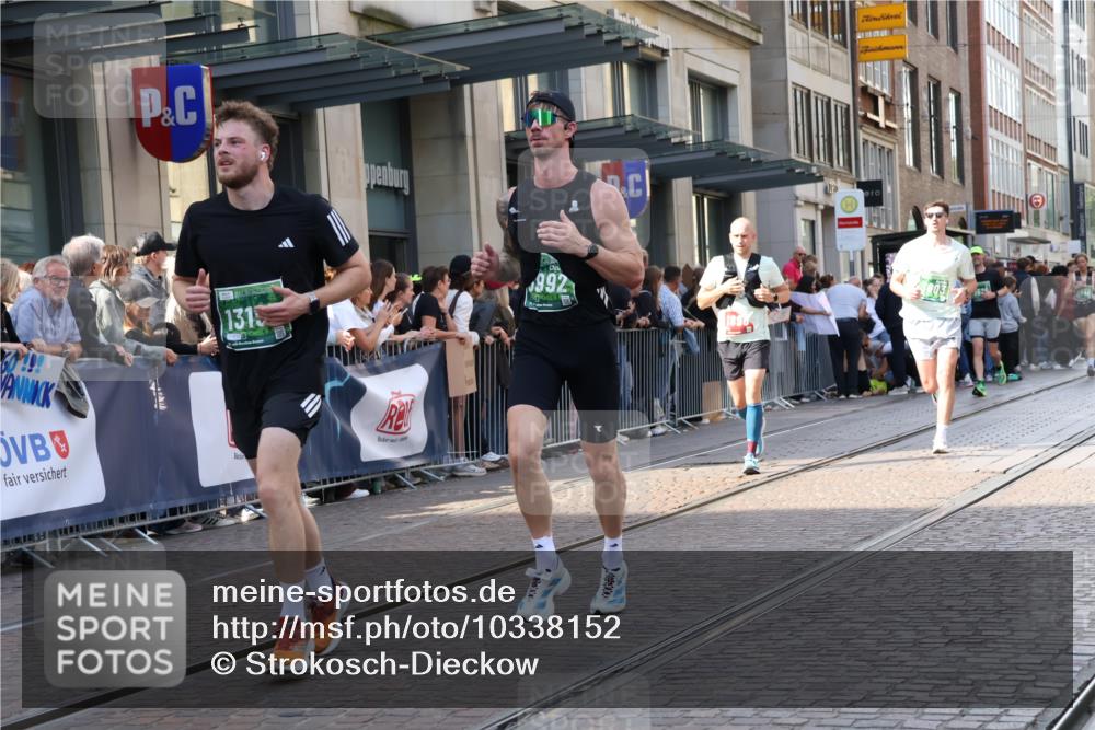 13.09.2026 - 21. swb-Marathon Bremen Strokosch-Dieckow http://msf.ph/oto/10338152 13.09.2026 13:26:10 Ziel 1368, 1649, 2434, 2658, 2779, 3526, 3603, 3983, 4077, 5747, 5934, 5992, 6230, 6548, 6639, 7626, 8817, 9260, 13195, 1163, 1647, 1896, 2033, 2062, 2666, 2708, 2987, 3248, 3516, 4067, 4476, 4723, 4724, 5013, 5558, 5622, 5701, 5854, 5906, 6135, 6605, 6886, 7638, 7780, 8271, 8361, 8592, 8635, 9266, 9794 meine-sportfotos.de