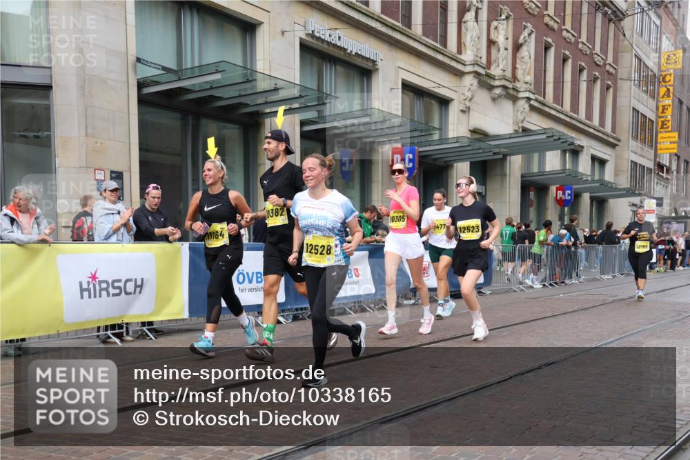 13.09.2026 - 21. swb-Marathon Bremen Strokosch-Dieckow http://msf.ph/oto/10338165 13.09.2026 11:05:44 Ziel 10018, 10204, 10305, 10375, 10382, 10619, 10662, 11029, 11132, 11156, 11164, 11460, 11477, 11674, 11775, 11786, 12186, 12378, 12486, 12523, 12528, 10168, 10186, 10238, 10259, 10260, 10432, 10457, 10864, 11024, 11146, 11314, 11387, 11394, 11520, 11521, 11571, 11572, 11724, 11791, 11892, 11947, 12055, 12156, 12251, 12273, 12330, 12362, 12378, 12501, 12773 meine-sportfotos.de