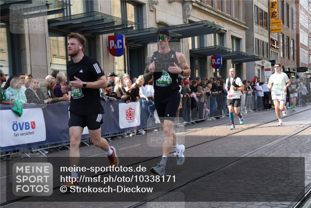13.09.2026 - 21. swb-Marathon Bremen Strokosch-Dieckow http://msf.ph/oto/10338171 13.09.2026 13:26:10 Ziel 1368, 1649, 2434, 2658, 2779, 3526, 3603, 3983, 4077, 5747, 5934, 5992, 6230, 6548, 6639, 7626, 8817, 9260, 13195, 1163, 1647, 1896, 2033, 2062, 2666, 2708, 2987, 3248, 3516, 4067, 4476, 4723, 4724, 5013, 5558, 5622, 5701, 5854, 5906, 6135, 6605, 6886, 7638, 7780, 8271, 8361, 8592, 8635, 9266, 9794 meine-sportfotos.de