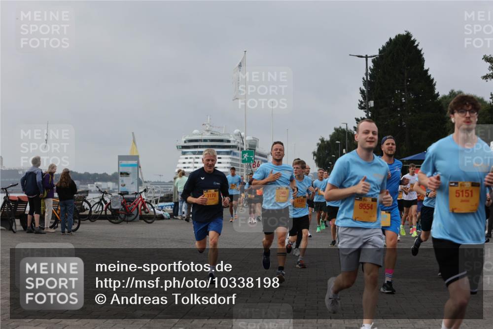 13.09.2026 - Kiel Lauf Andreas Tolksdorf http://msf.ph/oto/10338198 13.09.2026 09:54:57 Kiellinie 9554, 5151, 3170, 342, 5125 meine-sportfotos.de
