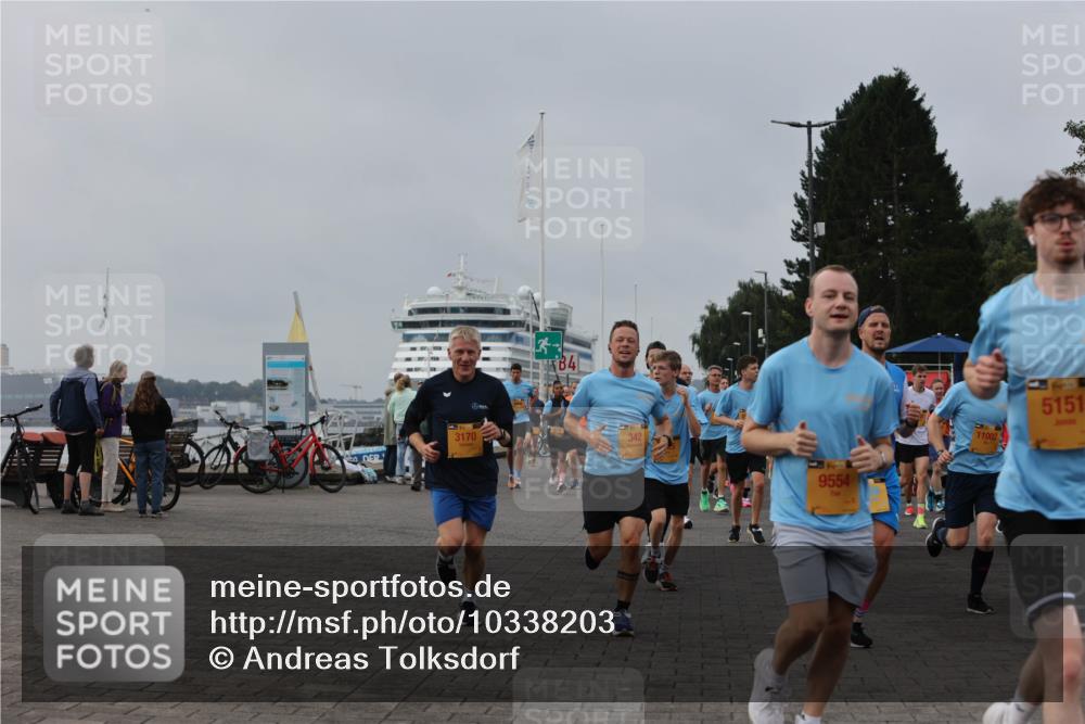 13.09.2026 - Kiel Lauf Andreas Tolksdorf http://msf.ph/oto/10338203 13.09.2026 09:54:57 Kiellinie 3170, 4, 342, 1935, 9554, 11002, 5151 meine-sportfotos.de