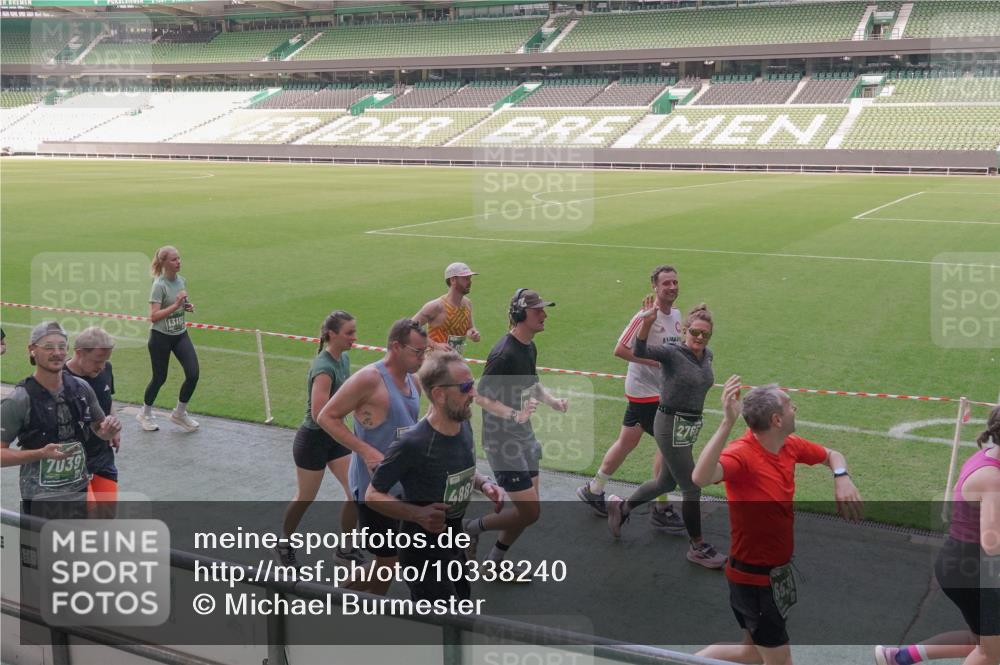 13.09.2026 - 21. swb-Marathon Bremen Michael Burmester http://msf.ph/oto/10338240 13.09.2026 13:15:52 Laufen im Stadion 143, 153, 231, 263, 266, 300, 414, 598, 612, 653, 990, 1008, 1047, 1185, 1312, 1465, 1539, 1818, 1874, 2013, 2218, 2235, 2259, 2314, 2351, 2359, 2363, 2385, 2386, 2466, 2468, 2484, 2494, 2579, 2664, 2667, 2678, 2690, 2691, 2698, 2737, 2760, 2778, 2783, 2799, 2838, 2846, 2859, 2861, 2865, 2874, 2958, 2974, 2978, 2996, 3001, 3075, 3133, 3157, 3165, 3185, 3237, 3265, 3331, 3355, 3382, 3387, 3486, 3501, 3512, 3670, 3680, 3829, 3847, 4034, 4080, 4511 meine-sportfotos.de
