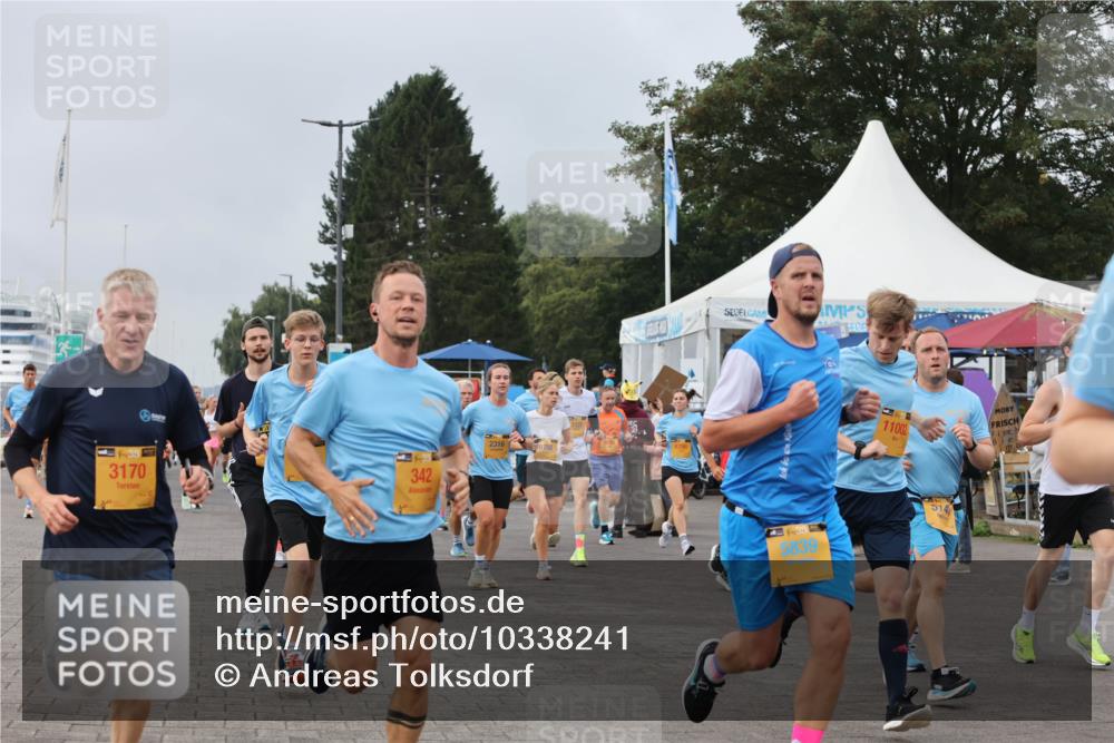 13.09.2026 - Kiel Lauf Andreas Tolksdorf http://msf.ph/oto/10338241 13.09.2026 09:54:59 Kiellinie 3170, 342, 2316, 9788, 38, 5839, 11002 meine-sportfotos.de