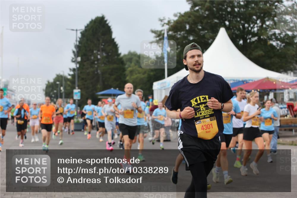 13.09.2026 - Kiel Lauf Andreas Tolksdorf http://msf.ph/oto/10338289 13.09.2026 09:55:01 Kiellinie 1995, 316, 4301 meine-sportfotos.de