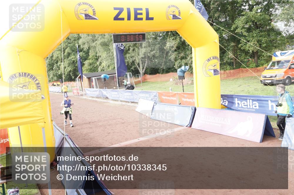 13.09.2026 - Airport Race Dennis Weichert http://msf.ph/oto/10338345 13.09.2026 10:39:32 Ziel 5385 meine-sportfotos.de