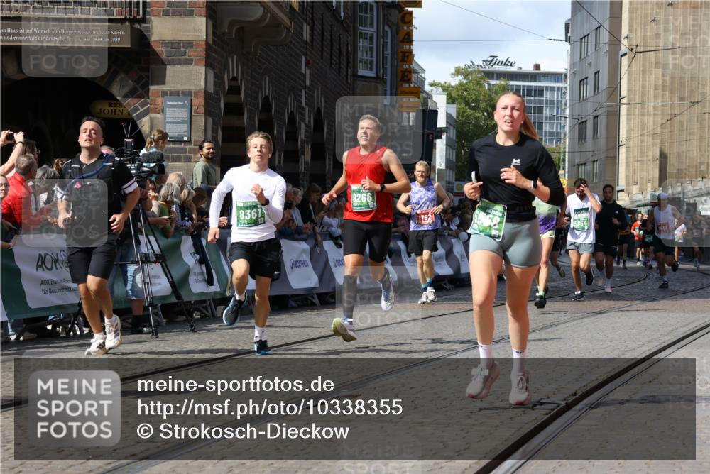 13.09.2026 - 21. swb-Marathon Bremen Strokosch-Dieckow http://msf.ph/oto/10338355 13.09.2026 13:26:00 Ziel 150, 191, 209, 1458, 1752, 2033, 2421, 2781, 3124, 3186, 3722, 3806, 4161, 4411, 4439, 4717, 4842, 4927, 5139, 5622, 5703, 5755, 5814, 8545, 8597, 8890, 9440, 9506, 1896, 2666, 3516, 4723, 4724, 5854, 5906, 6886, 8635, 9266, 9794 meine-sportfotos.de