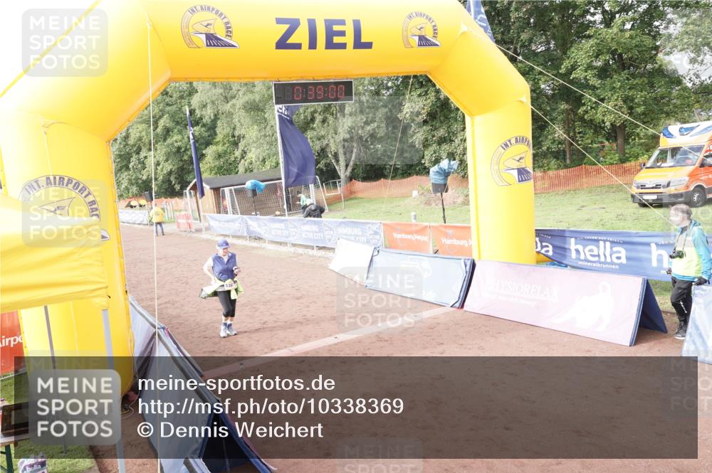 13.09.2026 - Airport Race Dennis Weichert http://msf.ph/oto/10338369 13.09.2026 10:39:34 Ziel 5385 meine-sportfotos.de