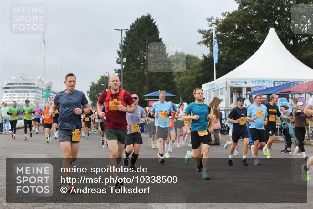 13.09.2026 - Kiel Lauf Andreas Tolksdorf http://msf.ph/oto/10338509 13.09.2026 09:55:09 Kiellinie 35, 11758, 2390, 3322, 6564, 4236 meine-sportfotos.de