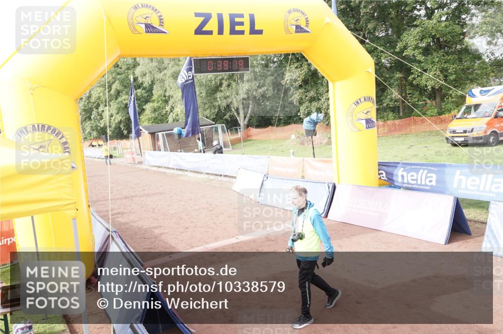 13.09.2026 - Airport Race Dennis Weichert http://msf.ph/oto/10338579 13.09.2026 10:39:52 Ziel  meine-sportfotos.de