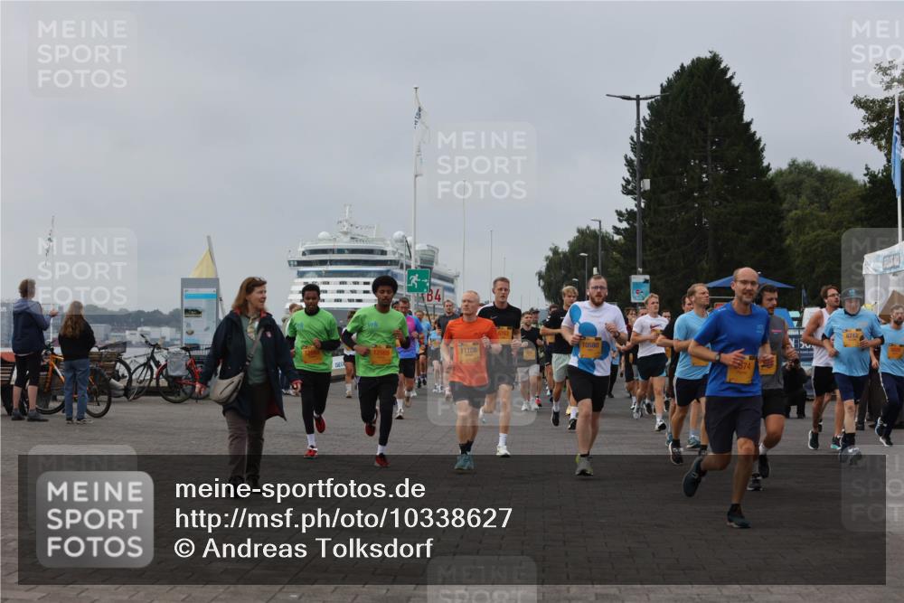13.09.2026 - Kiel Lauf Andreas Tolksdorf http://msf.ph/oto/10338627 13.09.2026 09:55:12 Kiellinie 4, 12569, 11108, 6763, 10580, 6742 meine-sportfotos.de