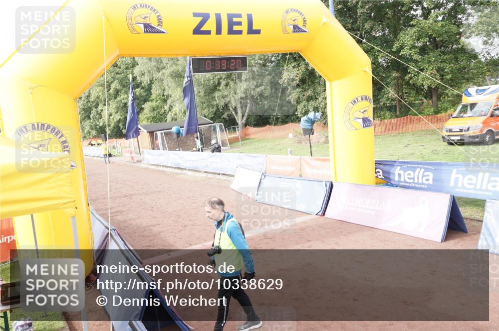 13.09.2026 - Airport Race Dennis Weichert http://msf.ph/oto/10338629 13.09.2026 10:39:53 Ziel  meine-sportfotos.de