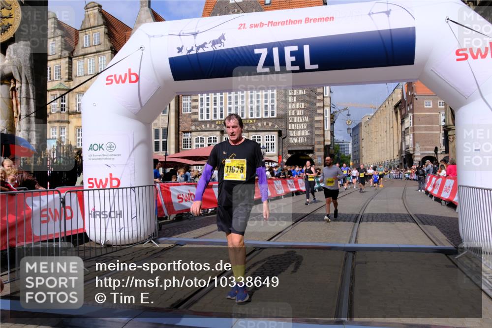 13.09.2026 - 21. swb-Marathon Bremen Tim E. http://msf.ph/oto/10338649 13.09.2026 11:08:52 Ziel 10229, 10399, 10609, 11065, 11124, 11358, 11560, 11561, 11678, 11710, 11834, 11888, 11968, 12073, 12162, 12164, 12410, 12516 meine-sportfotos.de