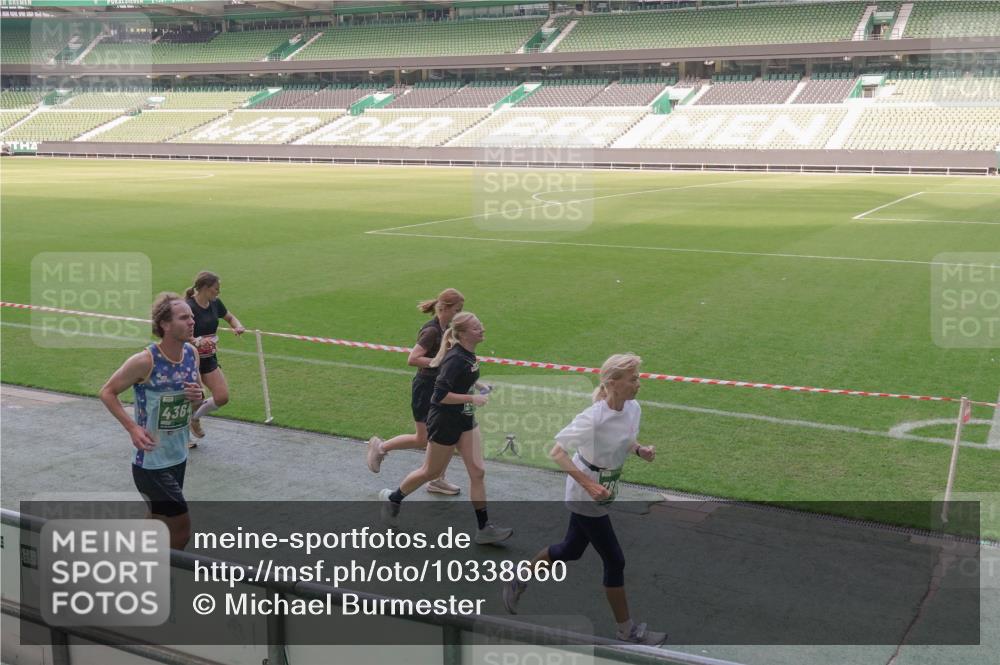 13.09.2026 - 21. swb-Marathon Bremen Michael Burmester http://msf.ph/oto/10338660 13.09.2026 13:16:52 Laufen im Stadion 134, 143, 153, 231, 267, 271, 449, 588, 598, 612, 653, 990, 1057, 1185, 1312, 1424, 1425, 1465, 1539, 1790, 1813, 1825, 1874, 1987, 2013, 2067, 2096, 2218, 2259, 2351, 2363, 2381, 2386, 2389, 2419, 2468, 2532, 2550, 2562, 2579, 2586, 2601, 2655, 2664, 2667, 2678, 2698, 2778, 2797, 2799, 2821, 2846, 2874, 2974, 2984, 2996, 3001, 3075, 3104, 3133, 3165, 3180, 3185, 3195, 3213, 3237, 3265, 3314, 3331, 3337, 3366, 3382, 3387, 3421, 3431, 3479, 3486, 3501, 3506, 3512 meine-sportfotos.de