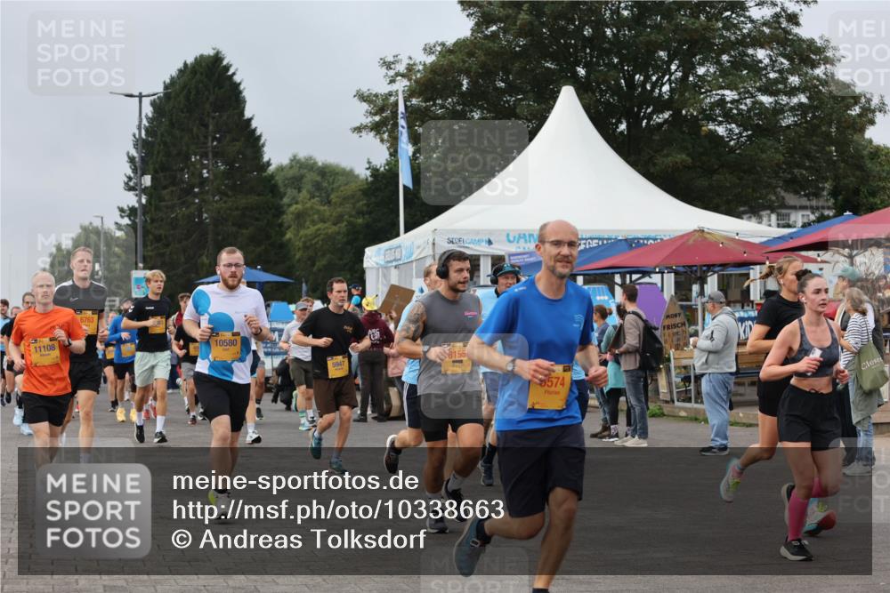 13.09.2026 - Kiel Lauf Andreas Tolksdorf http://msf.ph/oto/10338663 13.09.2026 09:55:14 Kiellinie 11108, 6763, 10580, 5947, 8155, 0, 574 meine-sportfotos.de
