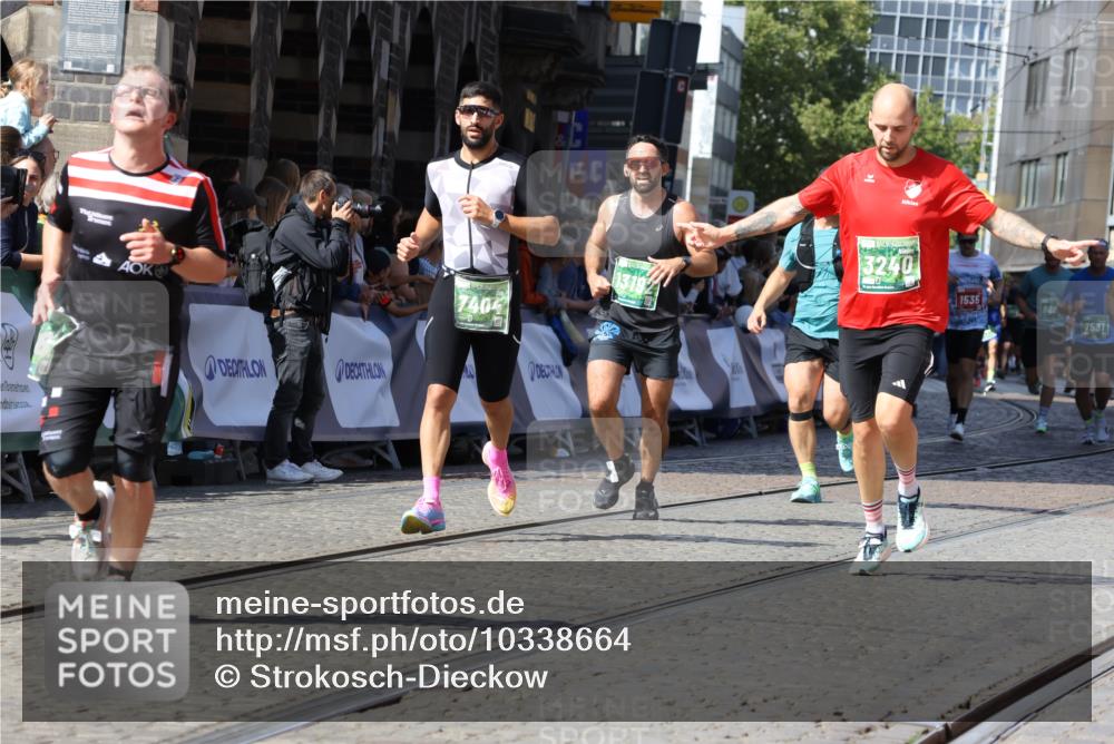 13.09.2026 - 21. swb-Marathon Bremen Strokosch-Dieckow http://msf.ph/oto/10338664 13.09.2026 13:19:52 Ziel 926, 1010, 1232, 1468, 1535, 4319, 4455, 4977, 4978, 5371, 7037, 7140, 7268, 7945, 8153, 8185, 13163, 205, 431, 495, 511, 1053, 1058, 1252, 1390, 1537, 1551, 1972, 2343, 2807, 2903, 3240, 3411, 3690, 4287, 5340, 5389, 5813, 5837, 6663, 7404, 7488, 7531, 13192 meine-sportfotos.de