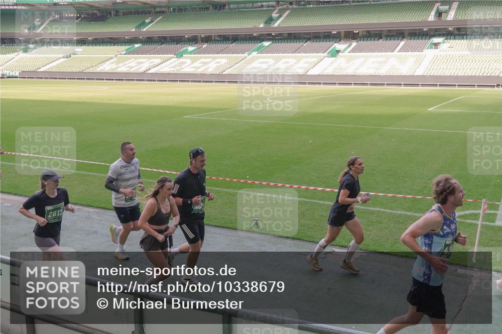 13.09.2026 - 21. swb-Marathon Bremen Michael Burmester http://msf.ph/oto/10338679 13.09.2026 13:16:53 Laufen im Stadion 134, 143, 153, 231, 267, 271, 449, 588, 598, 612, 653, 990, 1057, 1185, 1312, 1424, 1425, 1465, 1539, 1790, 1813, 1825, 1874, 1987, 2013, 2067, 2096, 2218, 2259, 2351, 2363, 2381, 2386, 2389, 2419, 2468, 2532, 2550, 2562, 2579, 2586, 2601, 2655, 2664, 2678, 2698, 2778, 2797, 2799, 2821, 2846, 2874, 2974, 2984, 2996, 3001, 3075, 3104, 3133, 3165, 3180, 3185, 3195, 3213, 3237, 3265, 3314, 3331, 3337, 3366, 3382, 3387, 3421, 3431, 3479, 3486, 3501, 3506, 3512 meine-sportfotos.de