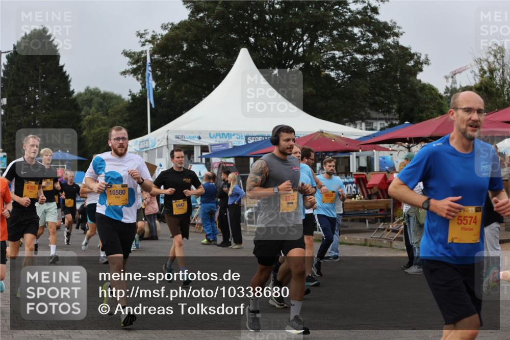 13.09.2026 - Kiel Lauf Andreas Tolksdorf http://msf.ph/oto/10338680 13.09.2026 09:55:15 Kiellinie 6763, 39, 10580, 5947, 8155, 8820, 39, 5574 meine-sportfotos.de