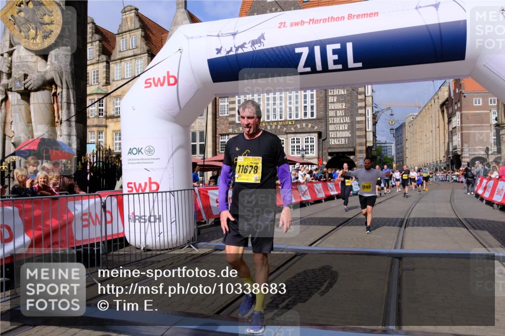 13.09.2026 - 21. swb-Marathon Bremen Tim E. http://msf.ph/oto/10338683 13.09.2026 11:08:52 Ziel 10229, 10399, 10609, 11065, 11124, 11358, 11560, 11561, 11678, 11710, 11834, 11888, 11968, 12073, 12162, 12164, 12410, 12516 meine-sportfotos.de