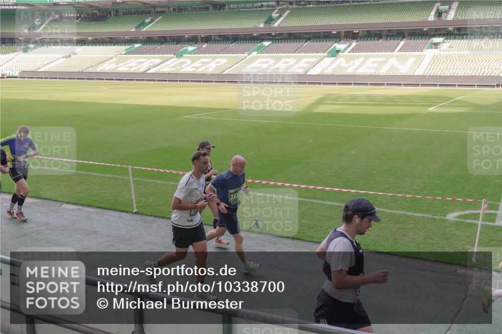13.09.2026 - 21. swb-Marathon Bremen Michael Burmester http://msf.ph/oto/10338700 13.09.2026 13:16:55 Laufen im Stadion 134, 143, 153, 231, 267, 271, 449, 588, 598, 612, 653, 990, 1057, 1185, 1312, 1424, 1425, 1465, 1539, 1790, 1813, 1825, 1874, 1987, 2013, 2067, 2096, 2218, 2259, 2351, 2363, 2381, 2386, 2389, 2419, 2468, 2532, 2550, 2562, 2579, 2586, 2601, 2655, 2664, 2678, 2698, 2778, 2797, 2799, 2821, 2846, 2874, 2974, 2984, 2996, 3001, 3075, 3104, 3133, 3165, 3180, 3195, 3213, 3237, 3265, 3314, 3331, 3337, 3366, 3382, 3387, 3421, 3431, 3479, 3486, 3501, 3506, 3512, 3548 meine-sportfotos.de