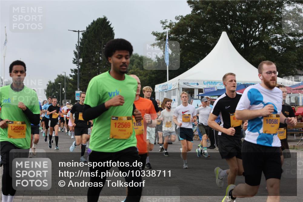 13.09.2026 - Kiel Lauf Andreas Tolksdorf http://msf.ph/oto/10338711 13.09.2026 09:55:16 Kiellinie 12568, 12569, 108, 4771, 10066, 6, 10580, 5947 meine-sportfotos.de