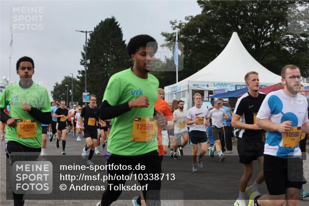 13.09.2026 - Kiel Lauf Andreas Tolksdorf http://msf.ph/oto/10338713 13.09.2026 09:55:16 Kiellinie 4, 28, 12568, 11530, 12569, 4771, 0066, 10580 meine-sportfotos.de
