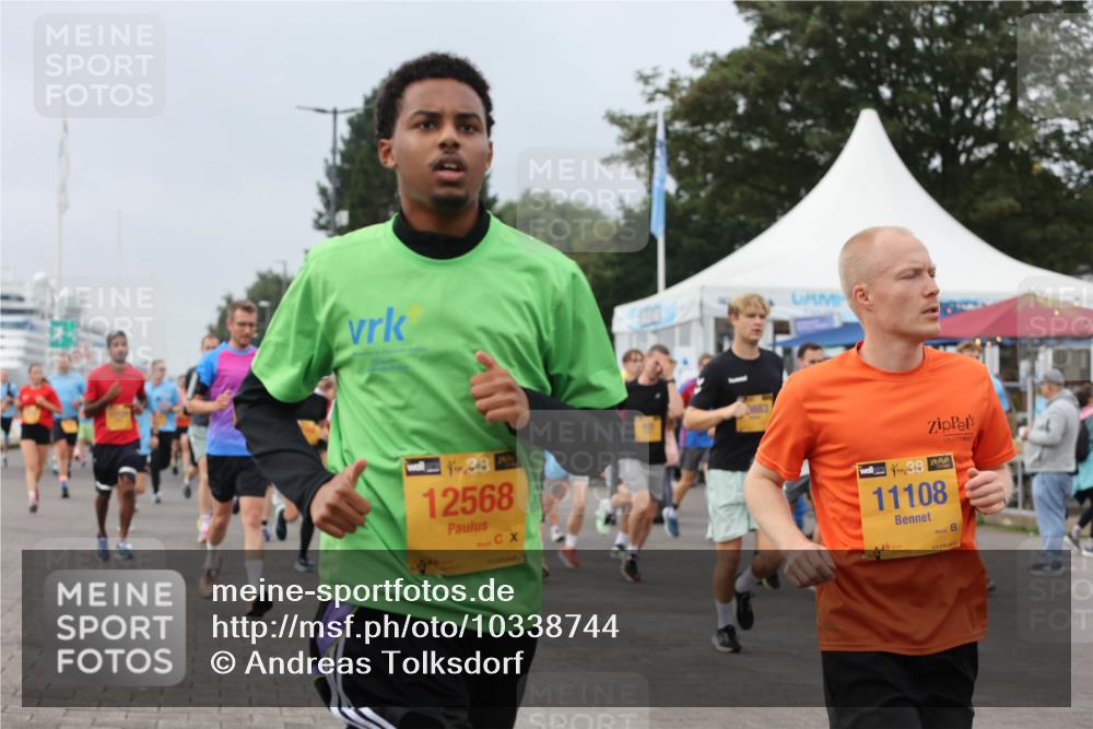 13.09.2026 - Kiel Lauf Andreas Tolksdorf http://msf.ph/oto/10338744 13.09.2026 09:55:17 Kiellinie 28, 12568, 38, 11108 meine-sportfotos.de