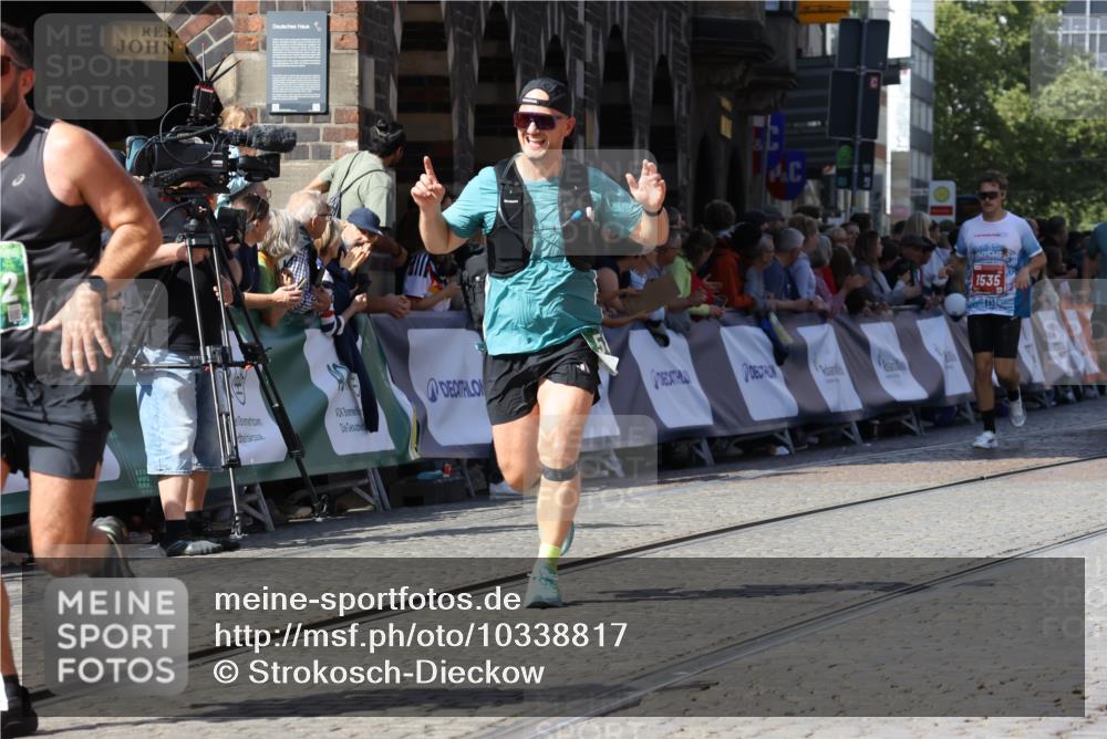 13.09.2026 - 21. swb-Marathon Bremen Strokosch-Dieckow http://msf.ph/oto/10338817 13.09.2026 13:19:56 Ziel 161, 461, 926, 1010, 1232, 1281, 1468, 1535, 1642, 2870, 2906, 4455, 4479, 4480, 4977, 4978, 7037, 7140, 7268, 7655, 7945, 8153, 8185, 9984, 13163, 205, 431, 511, 655, 1058, 1252, 1390, 1537, 1931, 2122, 2343, 2807, 2885, 2903, 3690, 4287, 5340, 5389, 5813, 5837, 6663, 7341, 7531, 9518, 9756 meine-sportfotos.de