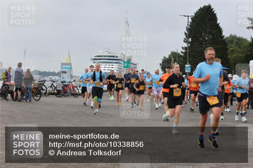 13.09.2026 - Kiel Lauf Andreas Tolksdorf http://msf.ph/oto/10338856 13.09.2026 09:55:23 Kiellinie  meine-sportfotos.de