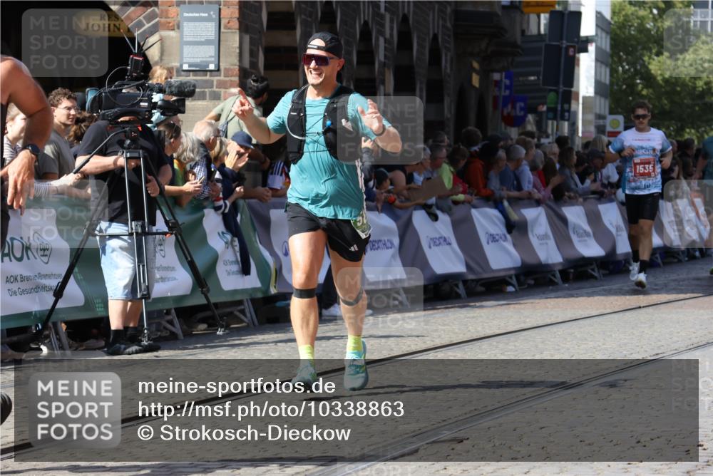 13.09.2026 - 21. swb-Marathon Bremen Strokosch-Dieckow http://msf.ph/oto/10338863 13.09.2026 13:19:56 Ziel 161, 461, 926, 1010, 1232, 1281, 1468, 1535, 1642, 2870, 2906, 4455, 4479, 4480, 4977, 4978, 7037, 7140, 7268, 7655, 7945, 8153, 8185, 9984, 13163, 205, 431, 511, 655, 1058, 1252, 1390, 1537, 1931, 2122, 2343, 2807, 2885, 2903, 3690, 4287, 5340, 5389, 5813, 5837, 6663, 7341, 7531, 9518, 9756 meine-sportfotos.de