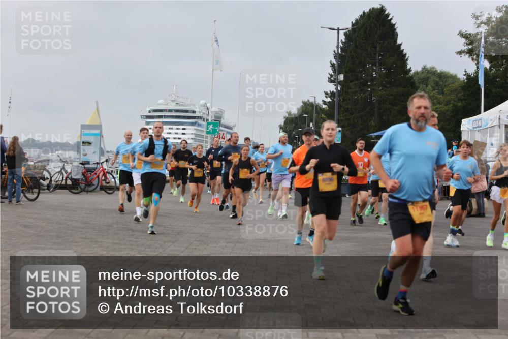 13.09.2026 - Kiel Lauf Andreas Tolksdorf http://msf.ph/oto/10338876 13.09.2026 09:55:23 Kiellinie 34 meine-sportfotos.de