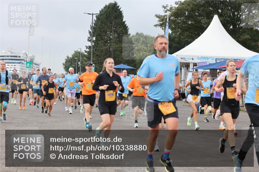 13.09.2026 - Kiel Lauf Andreas Tolksdorf http://msf.ph/oto/10338880 13.09.2026 09:55:24 Kiellinie 8896, 11867, 10010 meine-sportfotos.de