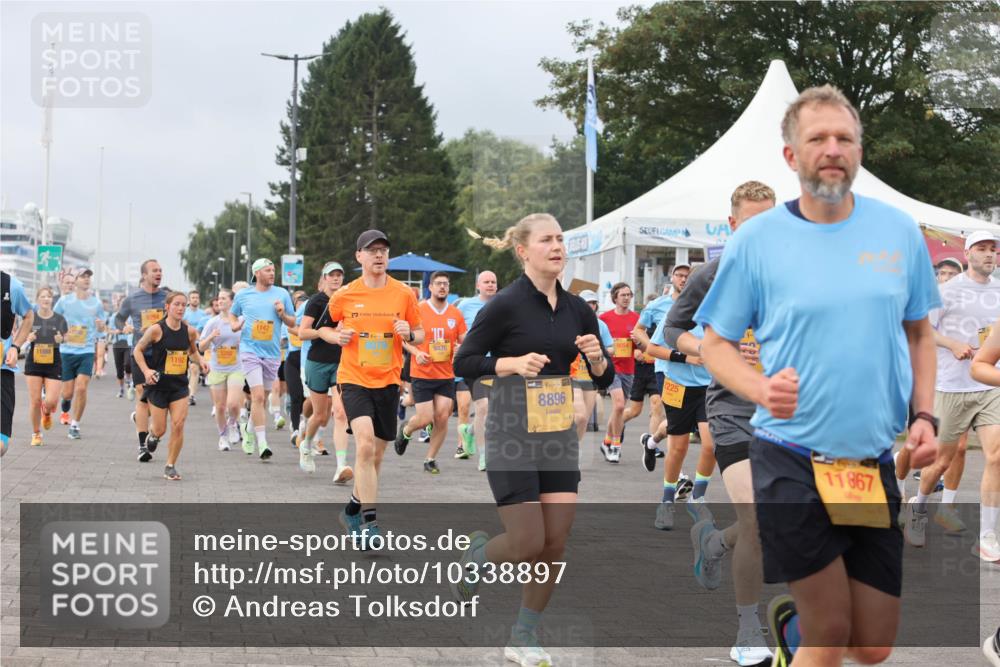 13.09.2026 - Kiel Lauf Andreas Tolksdorf http://msf.ph/oto/10338897 13.09.2026 09:55:24 Kiellinie 11888, 1192, 8079, 9420, 38, 8896, 2225, 11867 meine-sportfotos.de