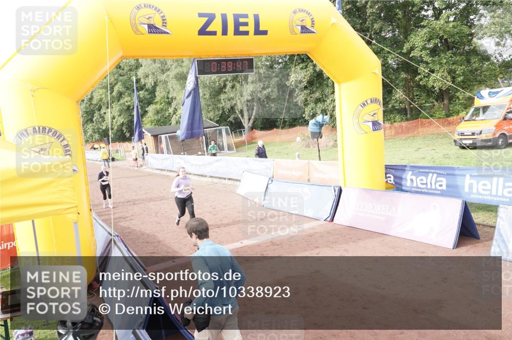 13.09.2026 - Airport Race Dennis Weichert http://msf.ph/oto/10338923 13.09.2026 10:40:20 Ziel 5249 meine-sportfotos.de