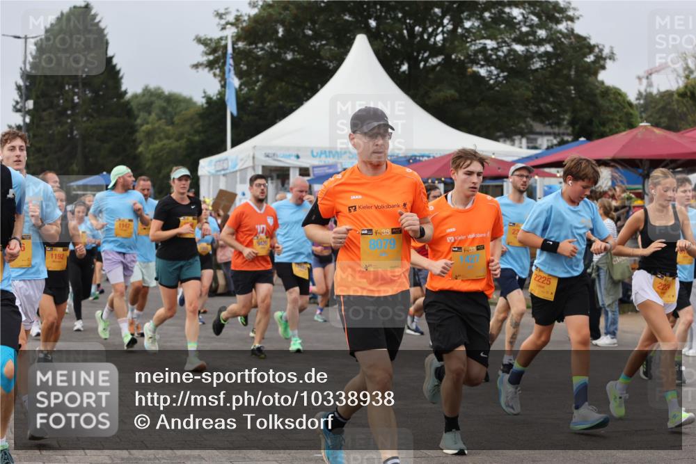 13.09.2026 - Kiel Lauf Andreas Tolksdorf http://msf.ph/oto/10338938 13.09.2026 09:55:26 Kiellinie 1192, 1147, 9420, 38, 8079, 1427, 2225 meine-sportfotos.de