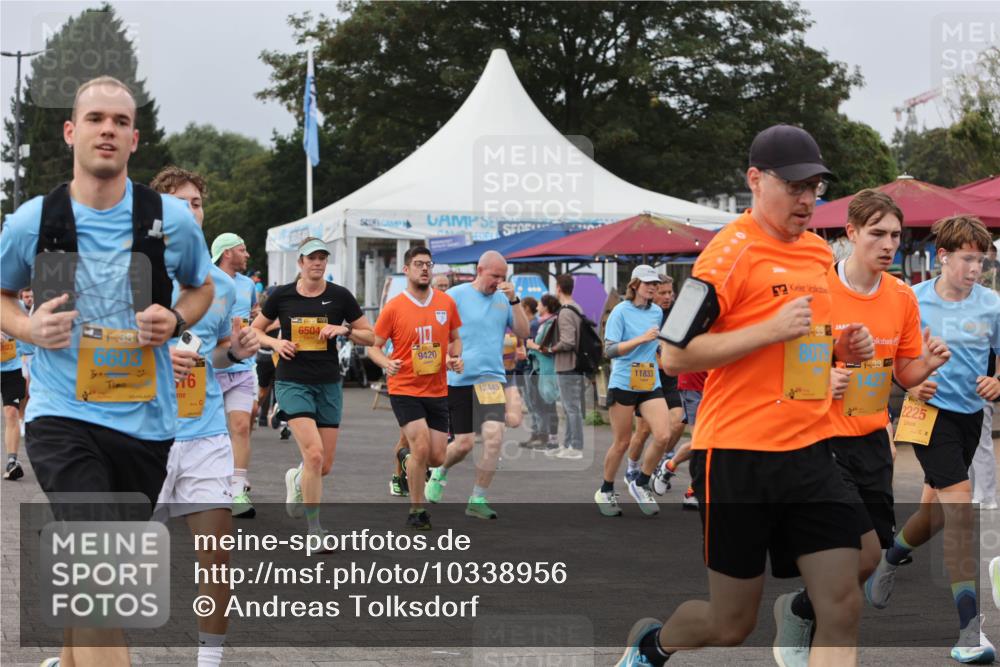 13.09.2026 - Kiel Lauf Andreas Tolksdorf http://msf.ph/oto/10338956 13.09.2026 09:55:26 Kiellinie 38, 6603, 414, 16, 6504, 20, 9420, 12445, 11833, 807, 38, 2225 meine-sportfotos.de