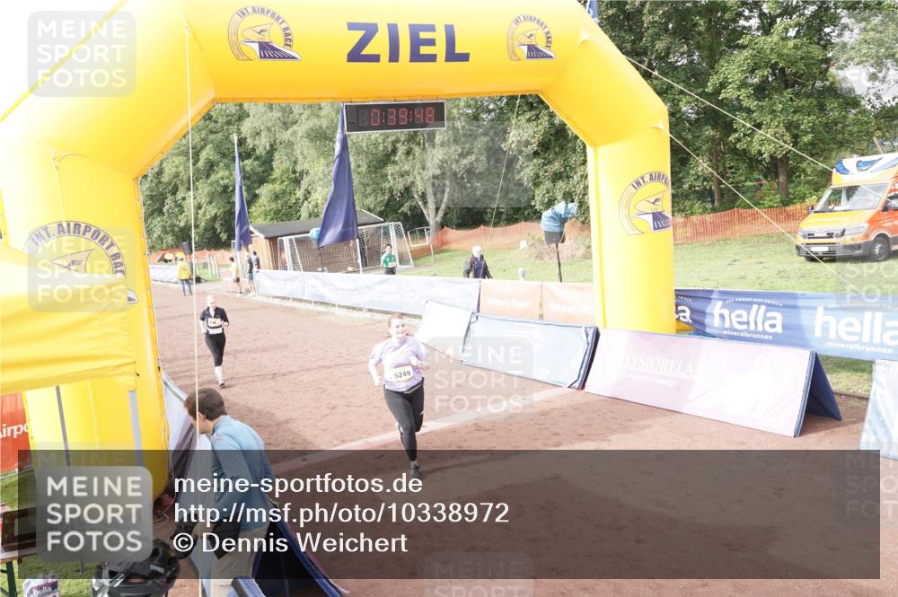 13.09.2026 - Airport Race Dennis Weichert http://msf.ph/oto/10338972 13.09.2026 10:40:21 Ziel 5249 meine-sportfotos.de