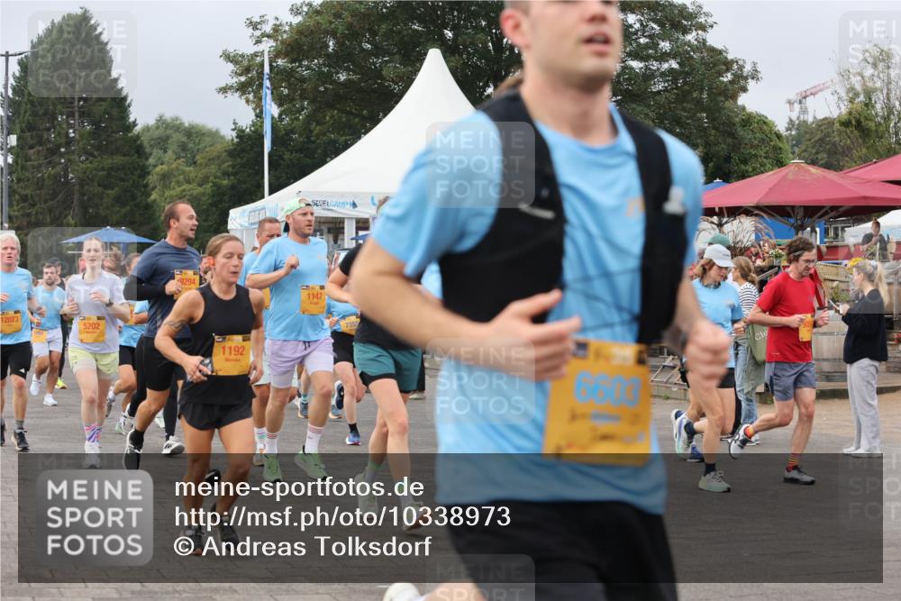 13.09.2026 - Kiel Lauf Andreas Tolksdorf http://msf.ph/oto/10338973 13.09.2026 09:55:27 Kiellinie 12023, 5202, 9294, 1192, 1147, 7355 meine-sportfotos.de